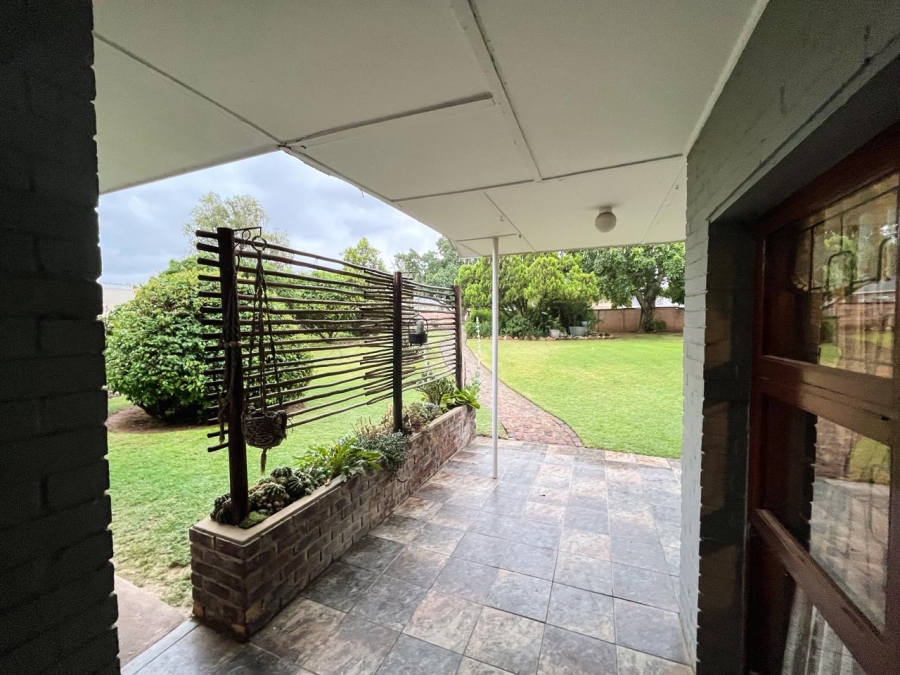 4 Bedroom Property for Sale in Vanes Estate Eastern Cape